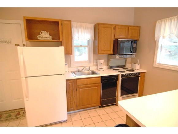 118 Weirs Road, Unit G07 Gilford, NH 03249 - Photo 3 of 24
