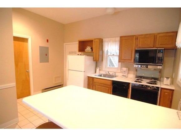 118 Weirs Road, Unit G07 Gilford, NH 03249 - Photo 7 of 24