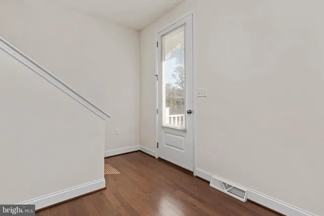 $2,350 | 1408 Ann Lane, Mechanicsburg, PA 17055