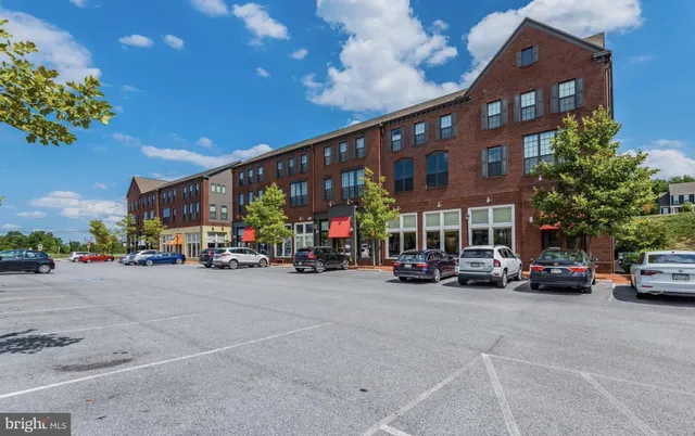 $2,350 | 1408 Ann Lane, Mechanicsburg, PA 17055