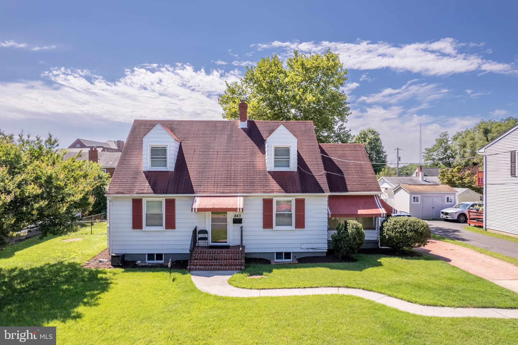 843 Spa Road Annapolis, MD 21401 - Photo 2 of 45