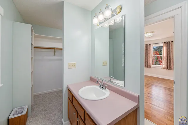 $489,000 | 824 Northeast Collier Road, Topeka, KS 66617