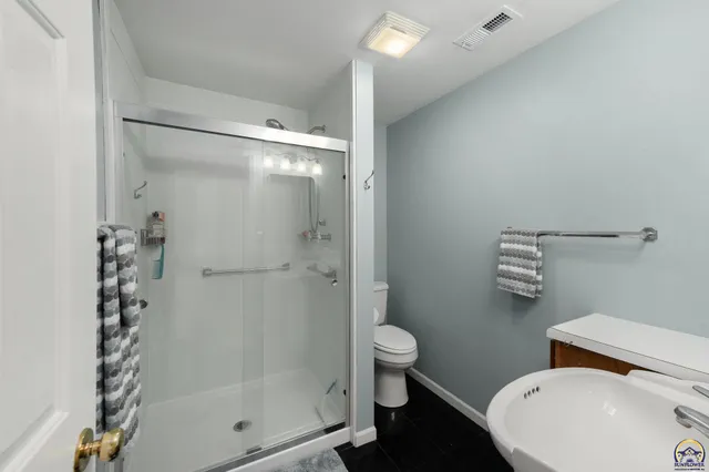 $489,000 | 824 Northeast Collier Road, Topeka, KS 66617