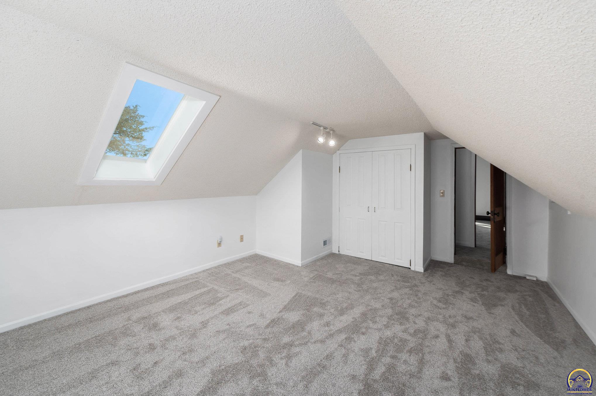 824 Northeast Collier Road Topeka, KS 66617 - Photo 36 of 51