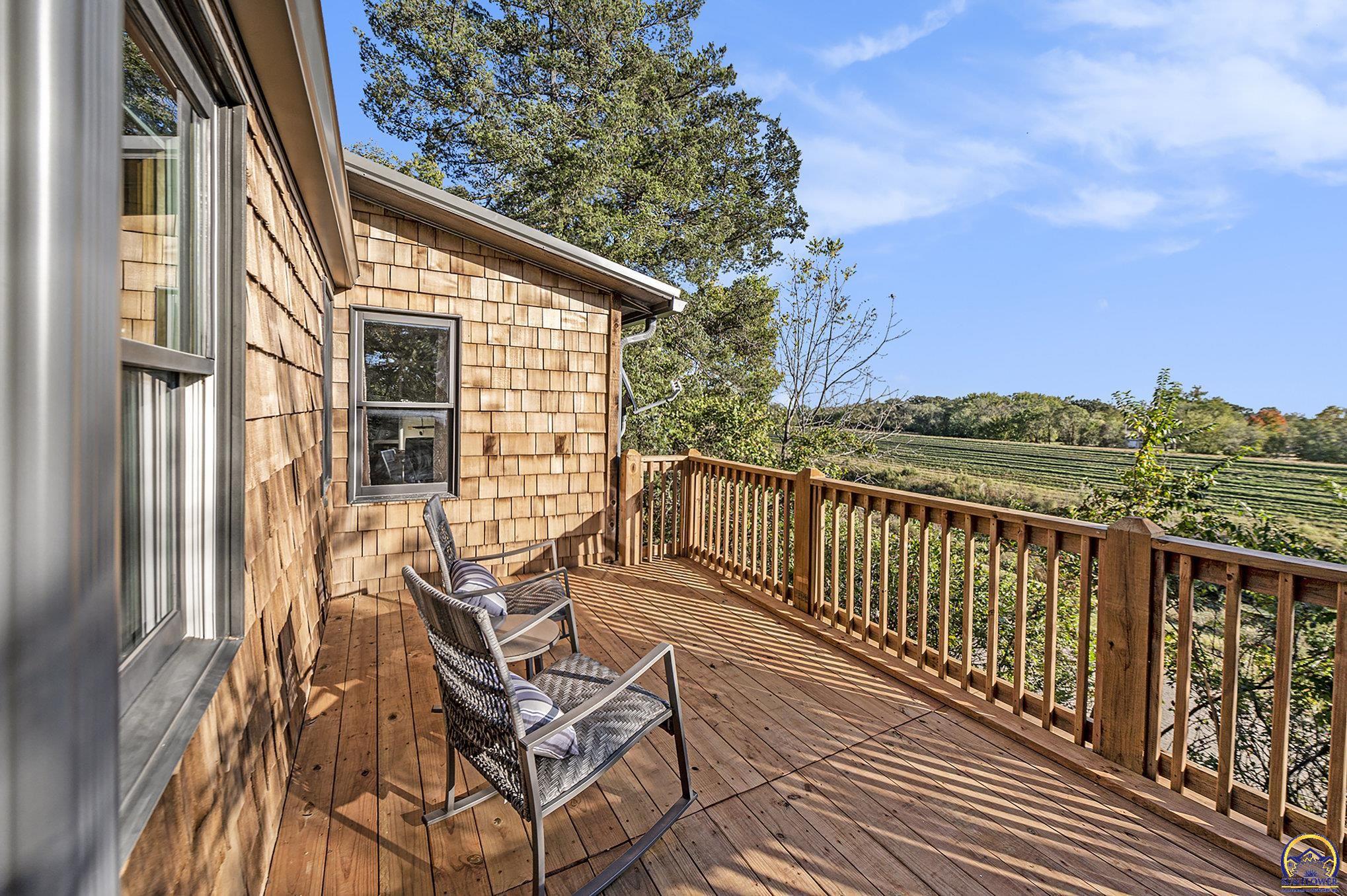 824 Northeast Collier Road Topeka, KS 66617 - Photo 40 of 51