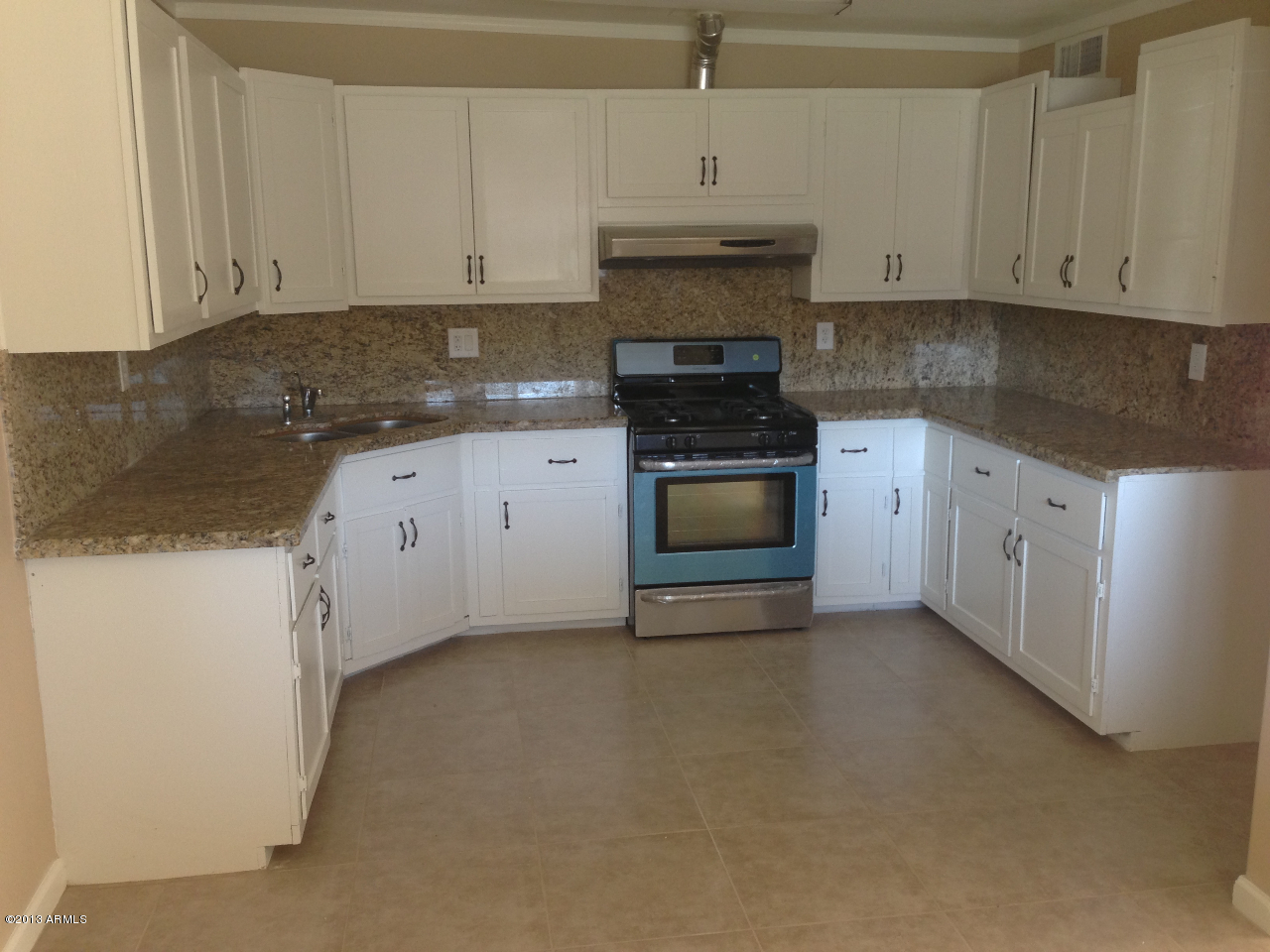 802 West Piedmont Road Phoenix, AZ 85041 - Photo 3 of 14 Photo Feb 08, 4 02 24 PM