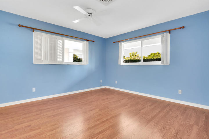 434 French Royale Circle Atlantis, FL 33462 - Photo 14 of 17 a view of room with window