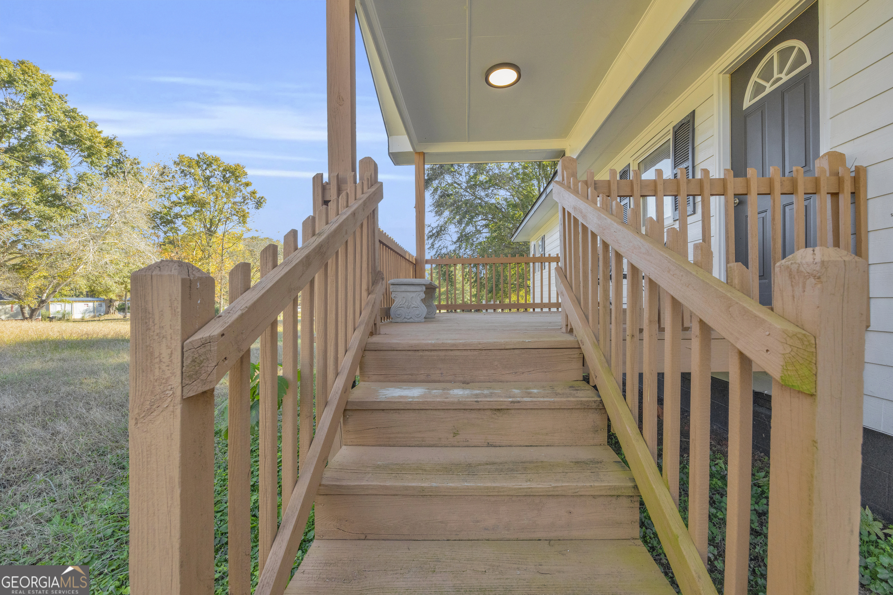 287 Pine Street Ila, GA 30633 - Photo 5 of 31