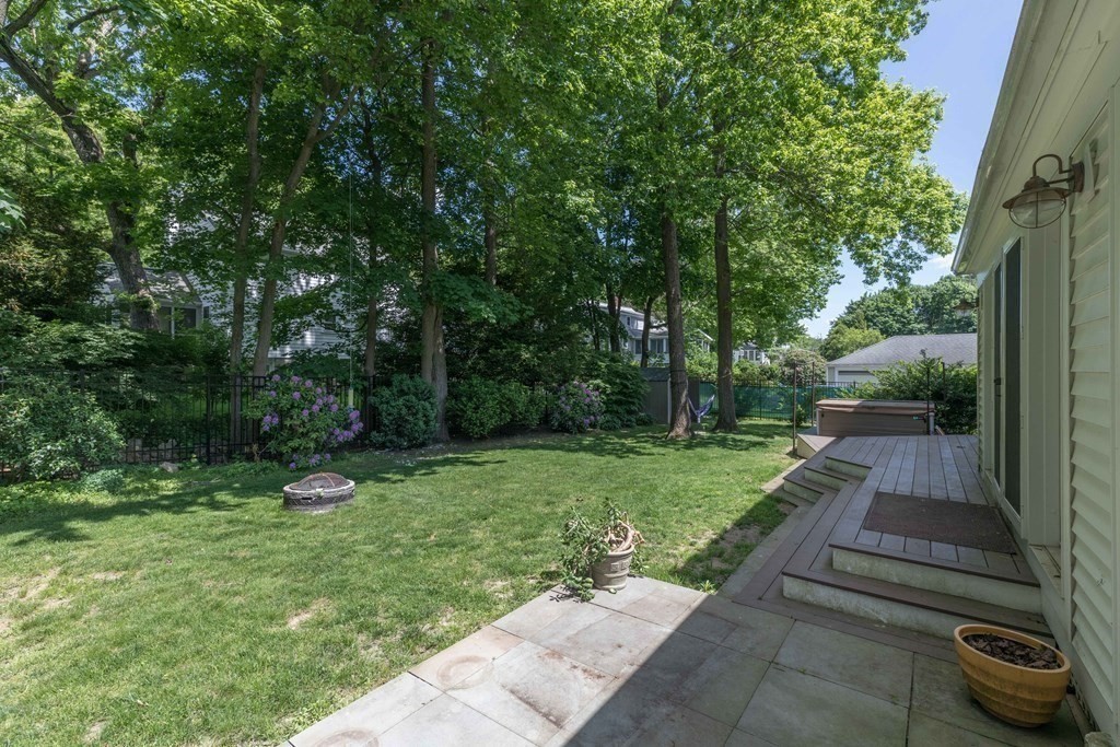 31 Alba Road Wellesley, MA 02481 - Photo 15 of 15