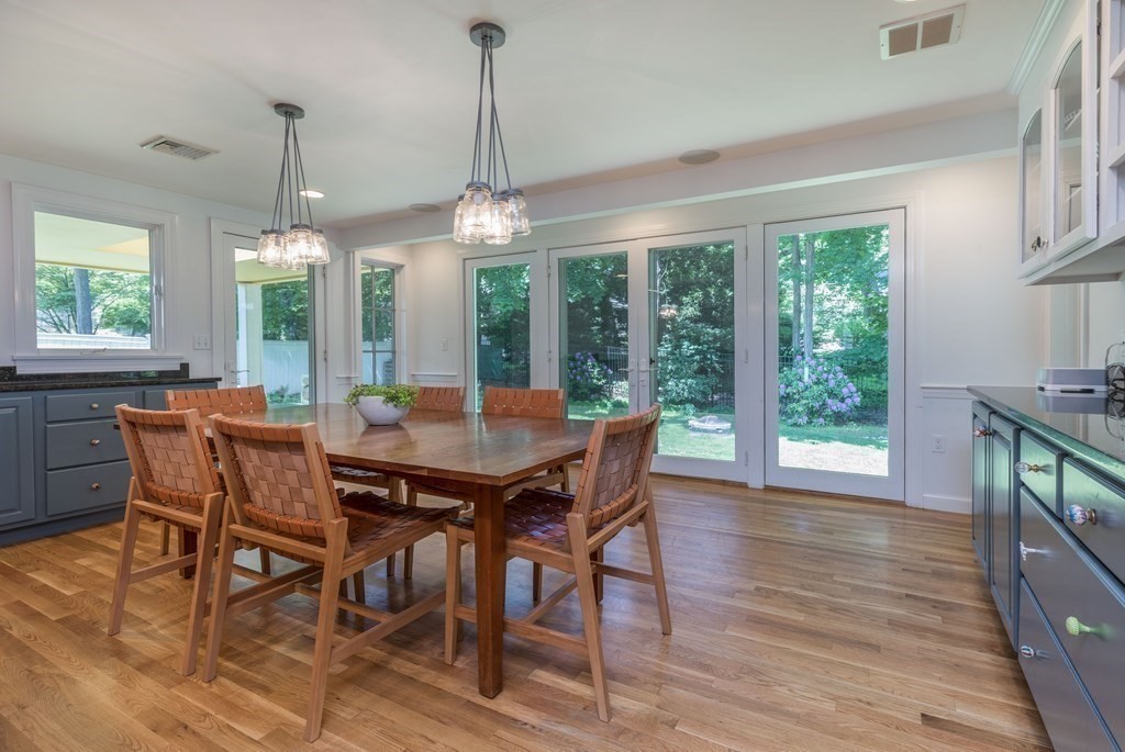 31 Alba Road Wellesley, MA 02481 - Photo 6 of 15