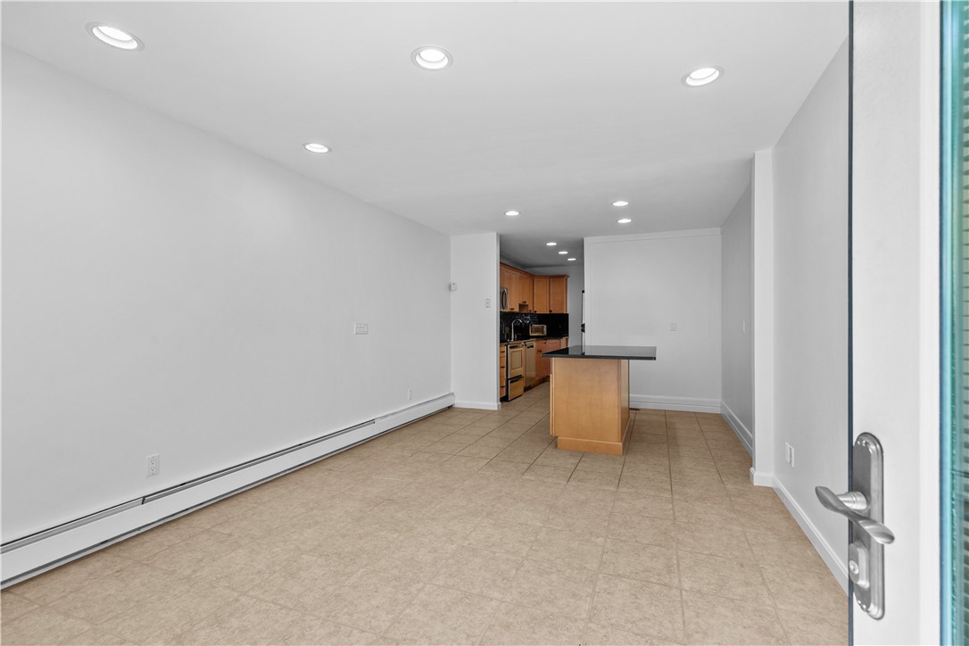 189 Laurel Avenue, Unit 189 Providence, RI 02906 - Photo 18 of 42