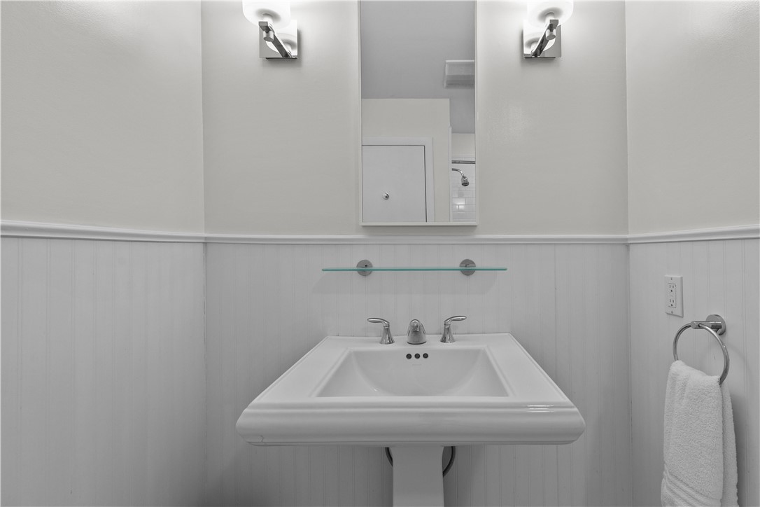 189 Laurel Avenue, Unit 189 Providence, RI 02906 - Photo 24 of 42