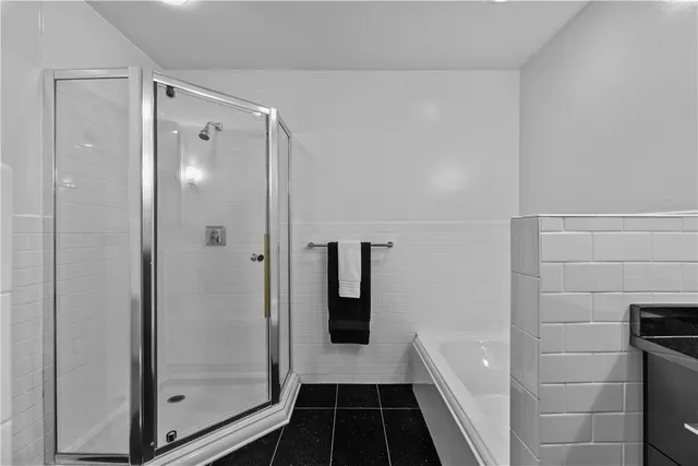 $895,000 | 189 Laurel Avenue, Unit 189, Providence, RI 02906