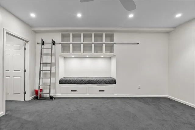 $895,000 | 189 Laurel Avenue, Unit 189, Providence, RI 02906