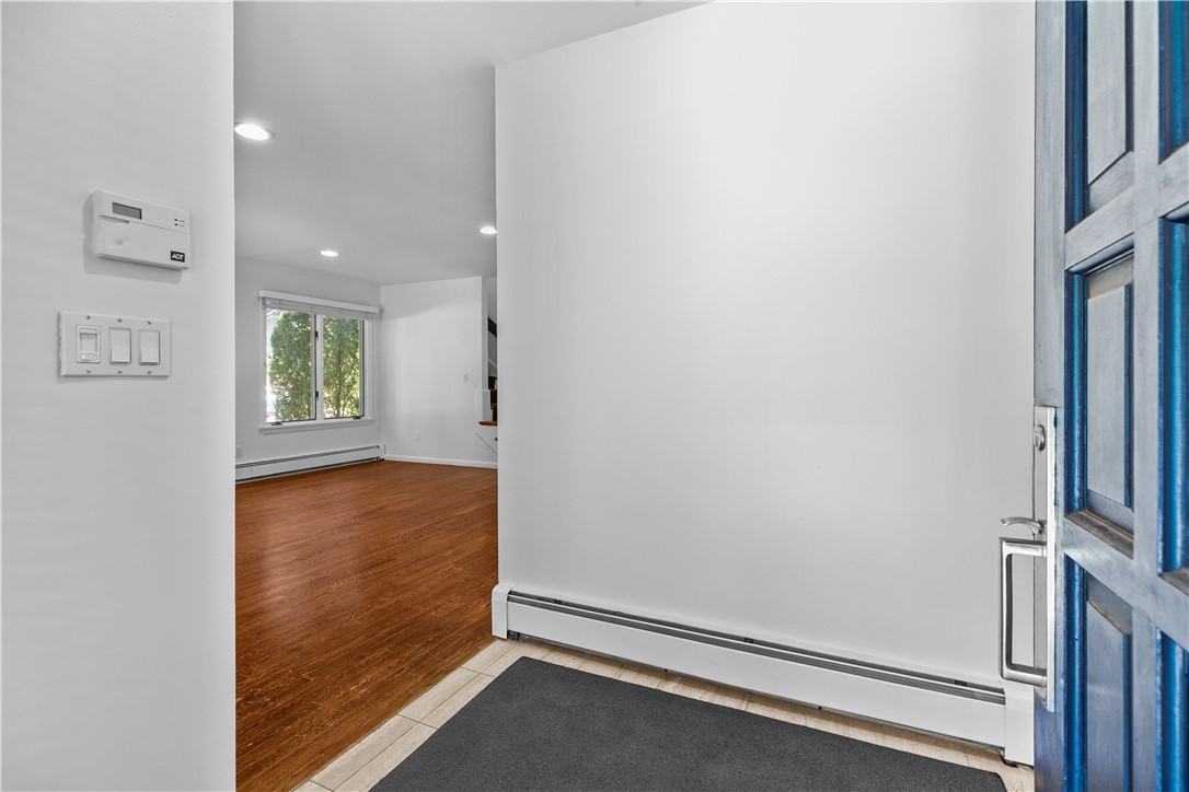 189 Laurel Avenue, Unit 189 Providence, RI 02906 - Photo 4 of 42