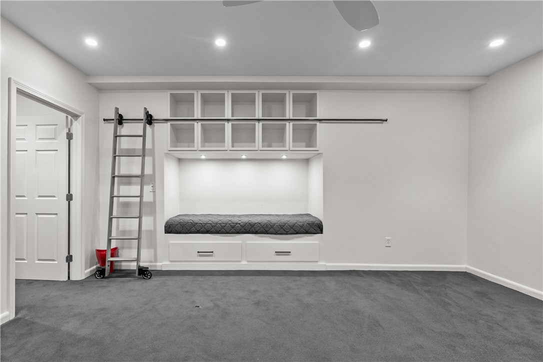 189 Laurel Avenue, Unit 189 Providence, RI 02906 - Photo 41 of 49 Rec room or 3rd bedroom
