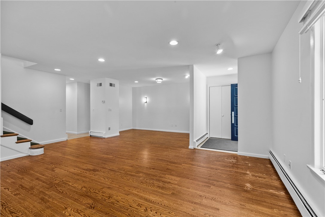 189 Laurel Avenue, Unit 189 Providence, RI 02906 - Photo 7 of 42