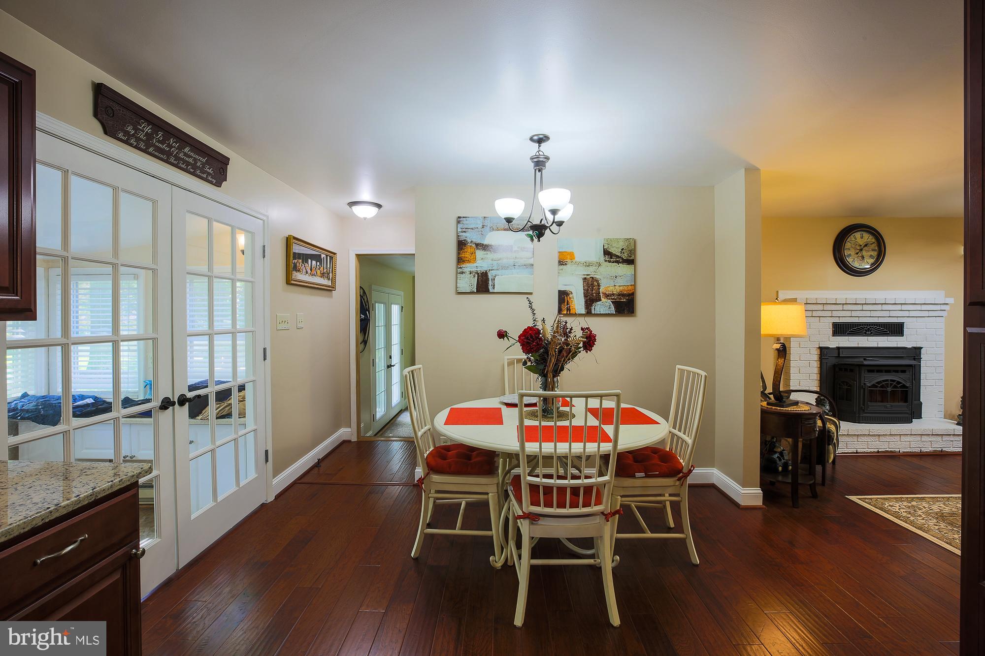 3743 Old Hanover Road Westminster, MD 21158 - Photo 11 of 37 Kitchen