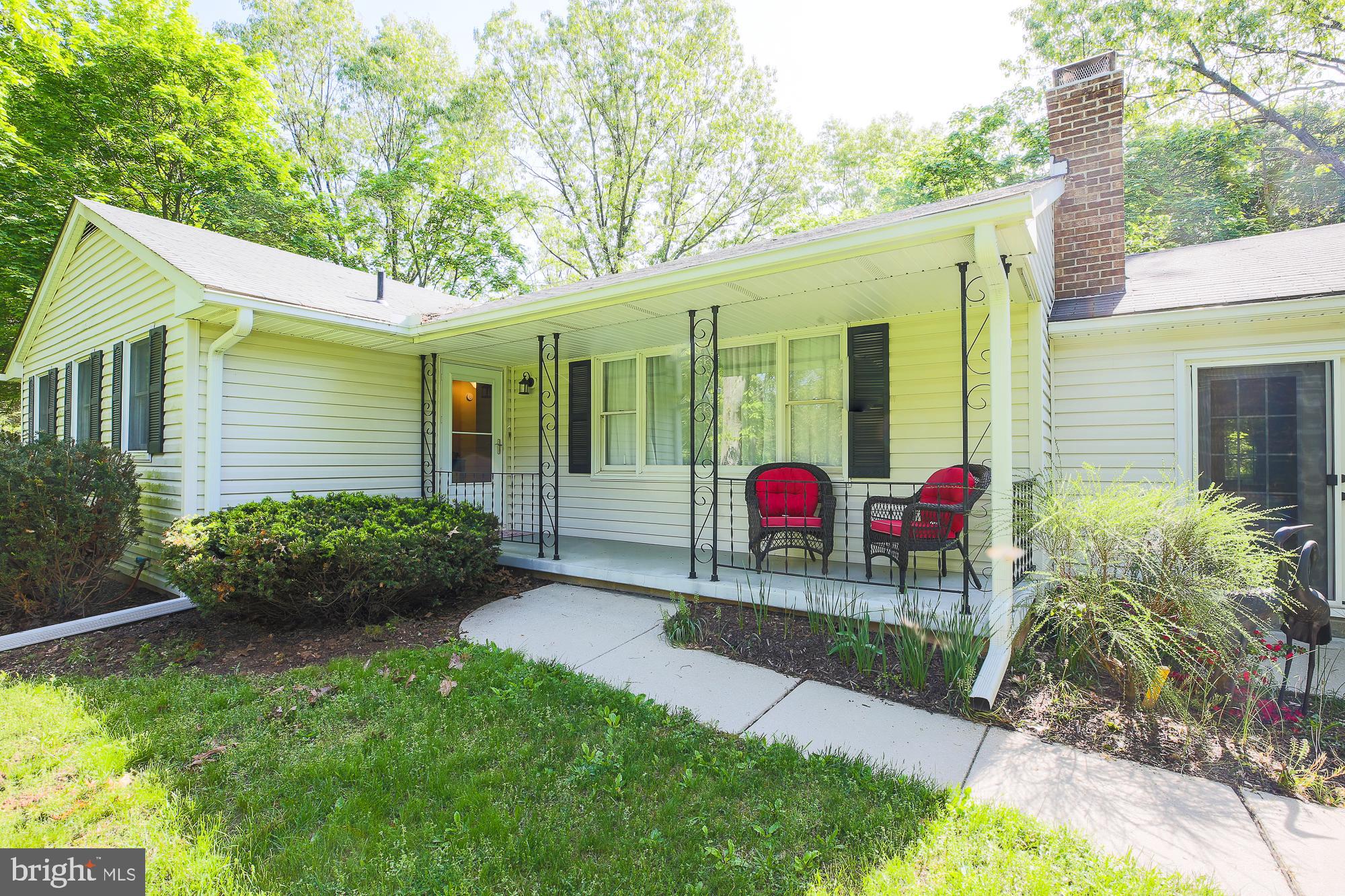 3743 Old Hanover Road Westminster, MD 21158 - Photo 4 of 37 Front Porch