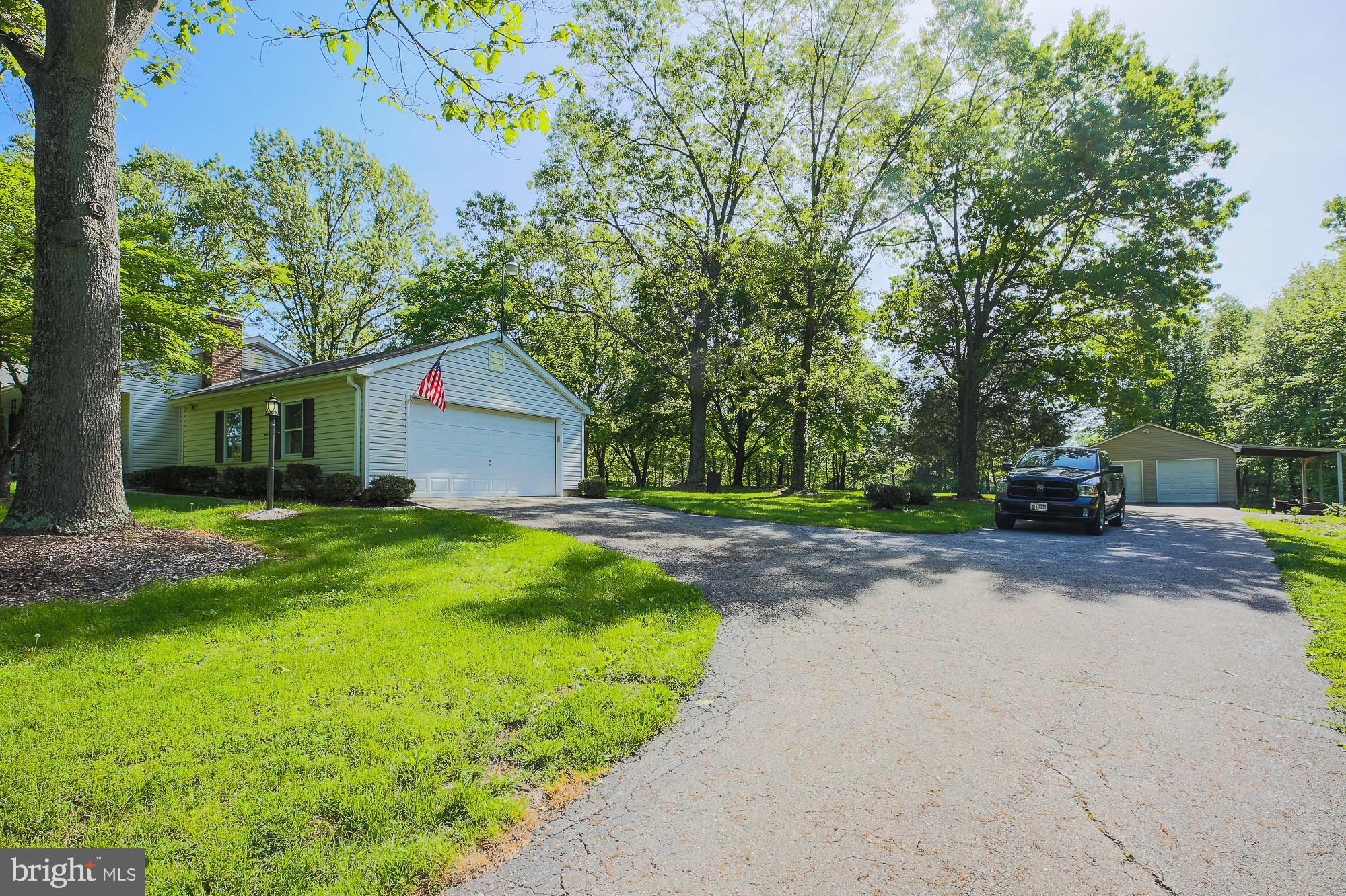 3743 Old Hanover Road Westminster, MD 21158 - Photo 35 of 37 Multiple Car Driveway