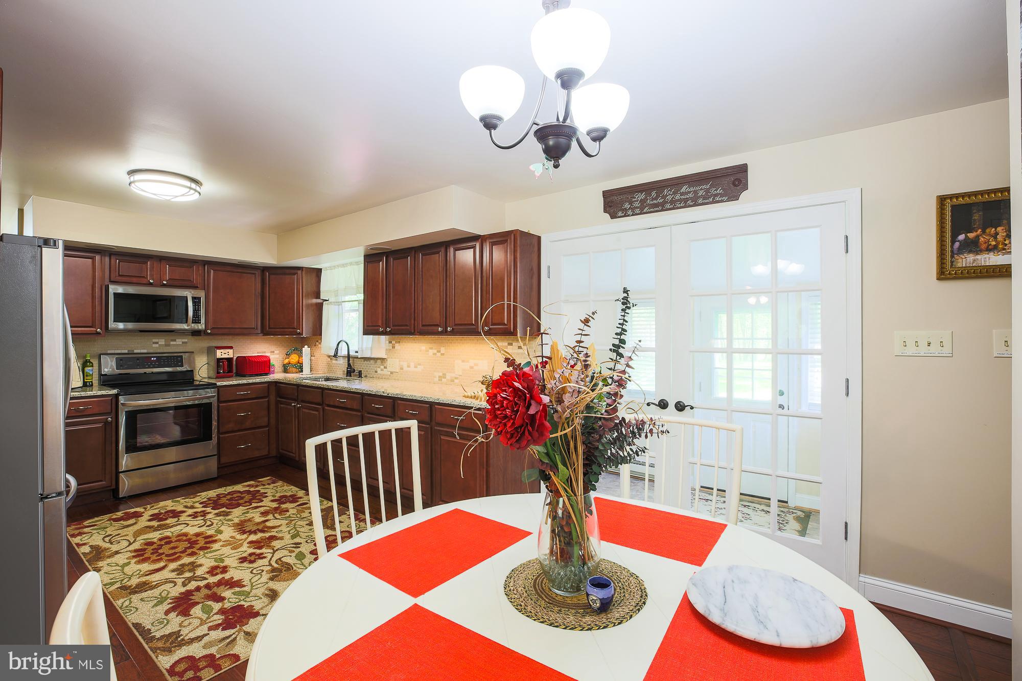 3743 Old Hanover Road Westminster, MD 21158 - Photo 10 of 37 Kitchen