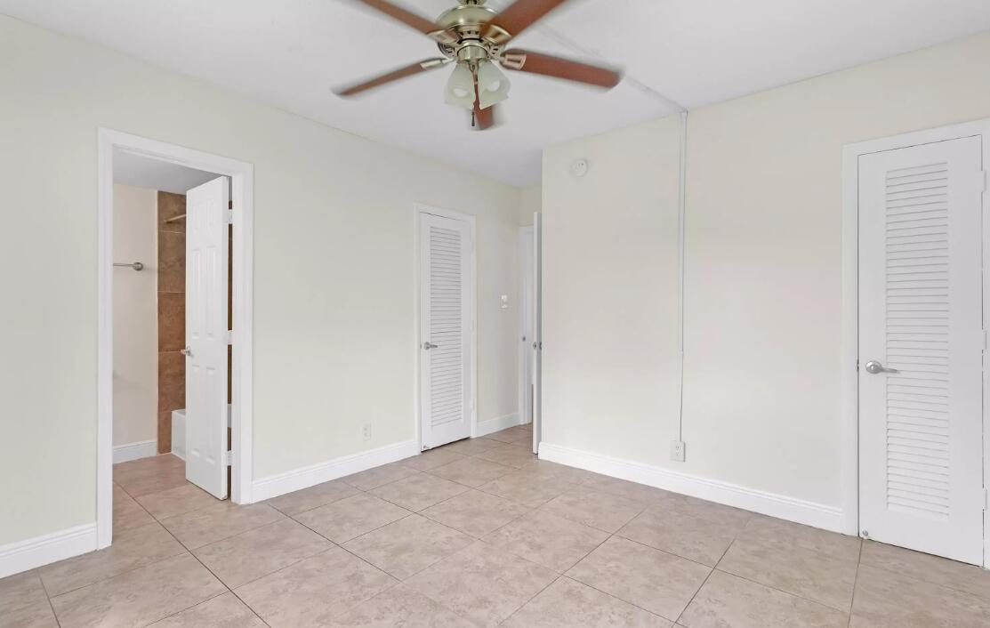 560 Northeast 46th Street, Unit 6 Boca Raton, FL 33431 - Photo 4 of 4 560 4