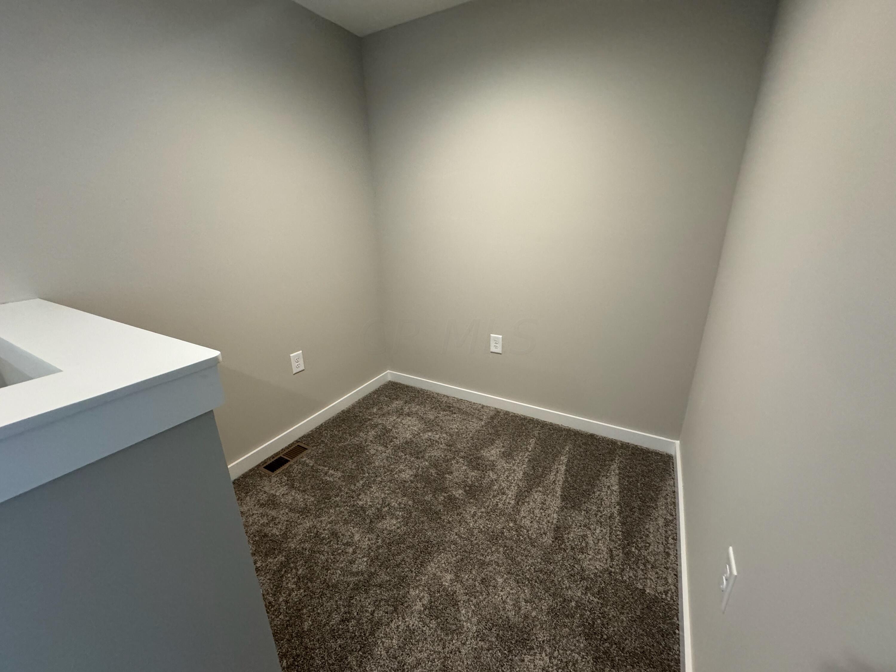 141 Lenell Loop Delaware, OH 43015 - Photo 12 of 15 277-Loft2
