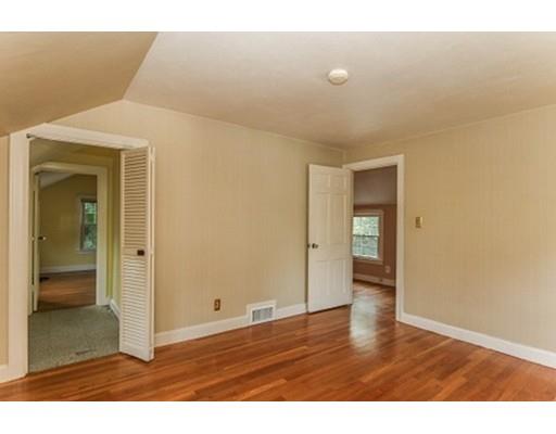 480 Plumtree Road Springfield, MA 01118 - Photo 17 of 28 a view of an empty room