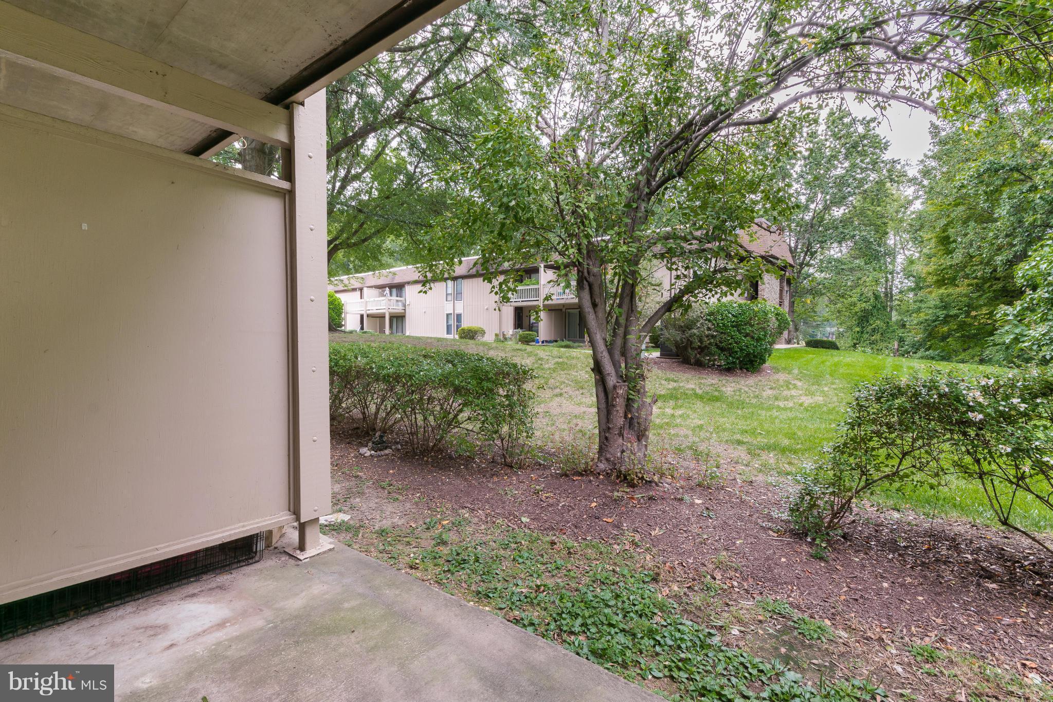 5810 Royal Ridge Drive, Unit N Springfield, VA 22152 - Photo 12 of 13 Exterior (Rear)