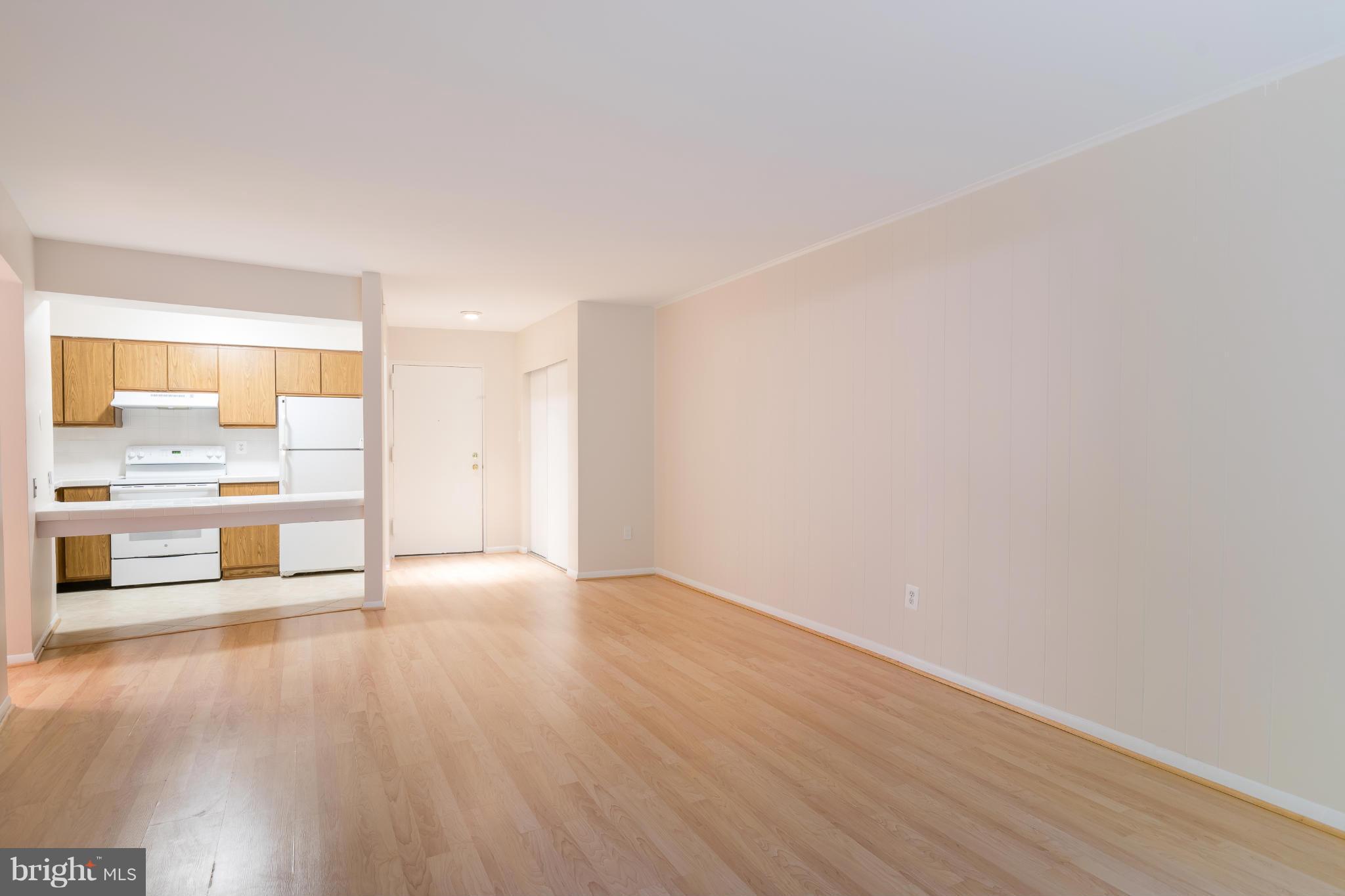 5810 Royal Ridge Drive, Unit N Springfield, VA 22152 - Photo 5 of 13 Interior (General)