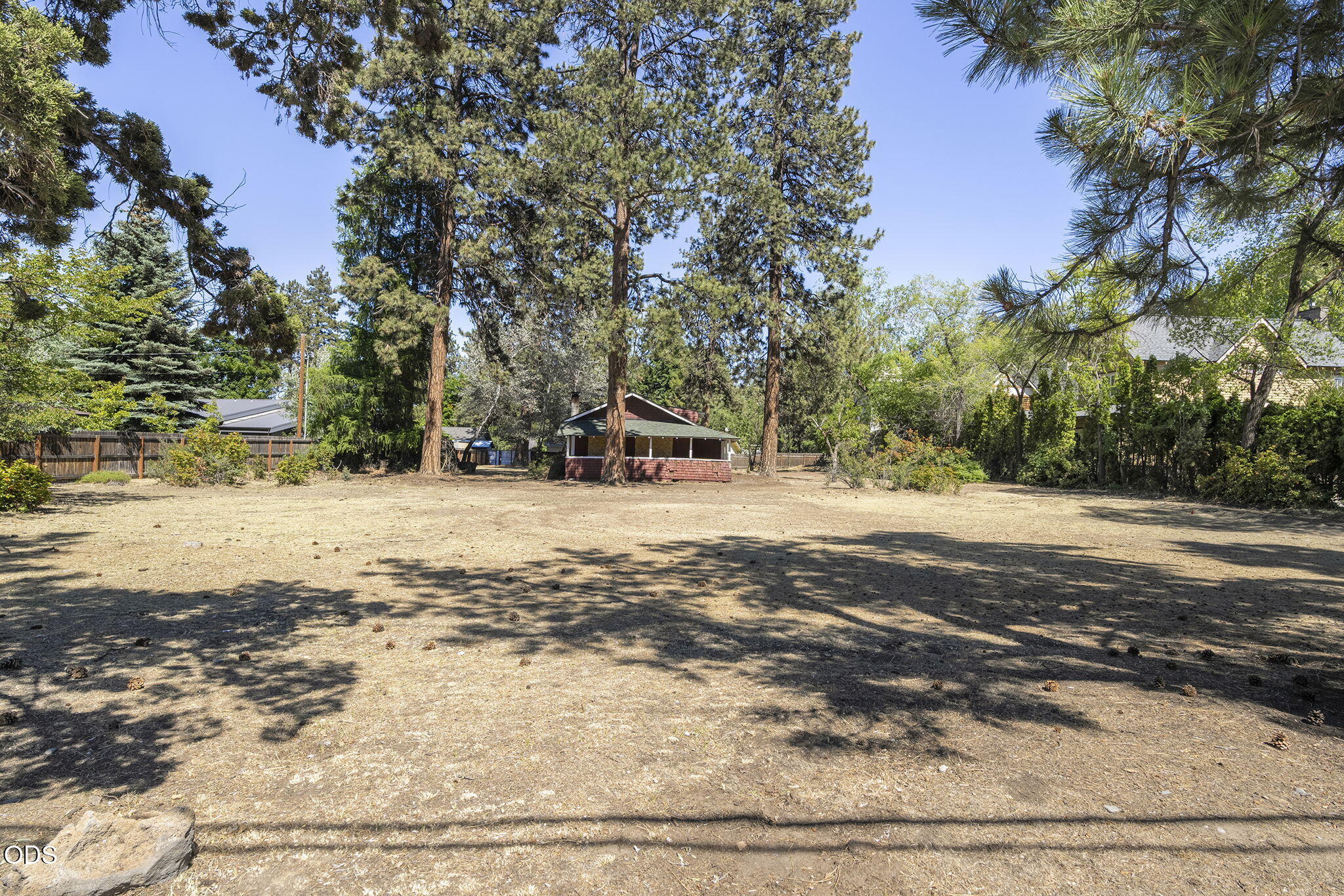 1920 Northeast 8th Street Bend, OR 97701 - Photo 12 of 29