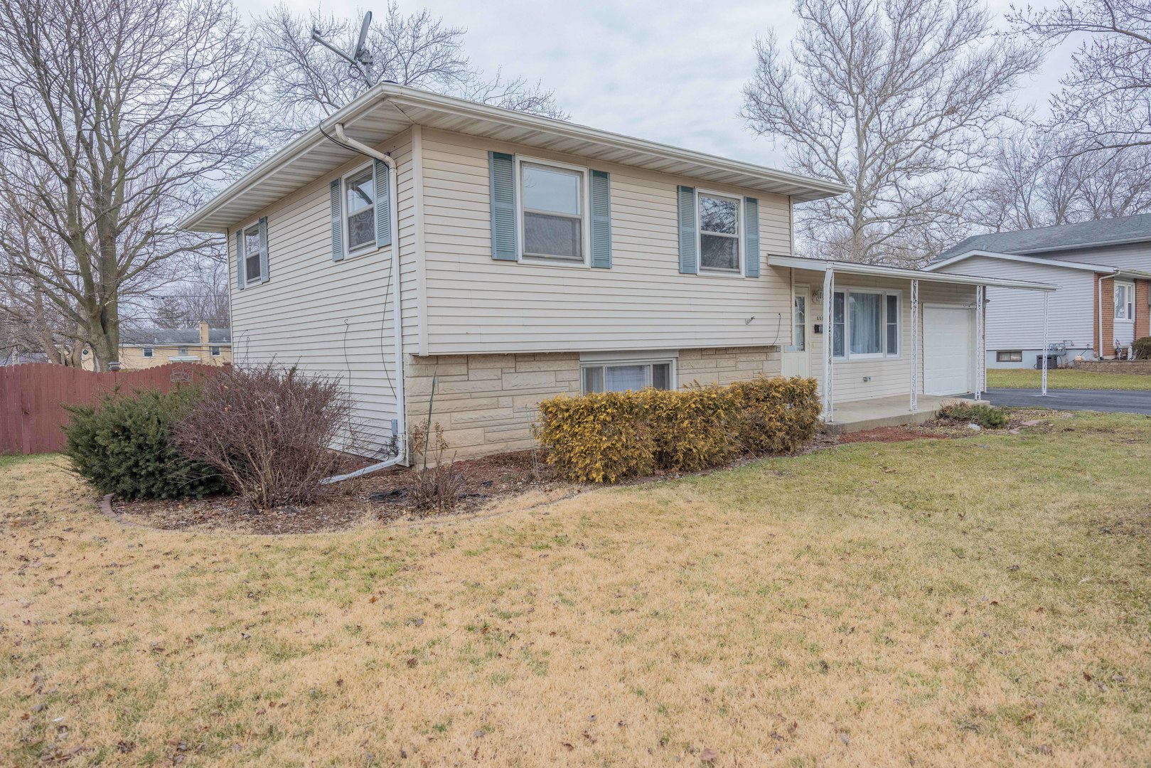 609 Westnedge Road Joliet, IL 60435 - Photo 28 of 29 Gallery Image 28