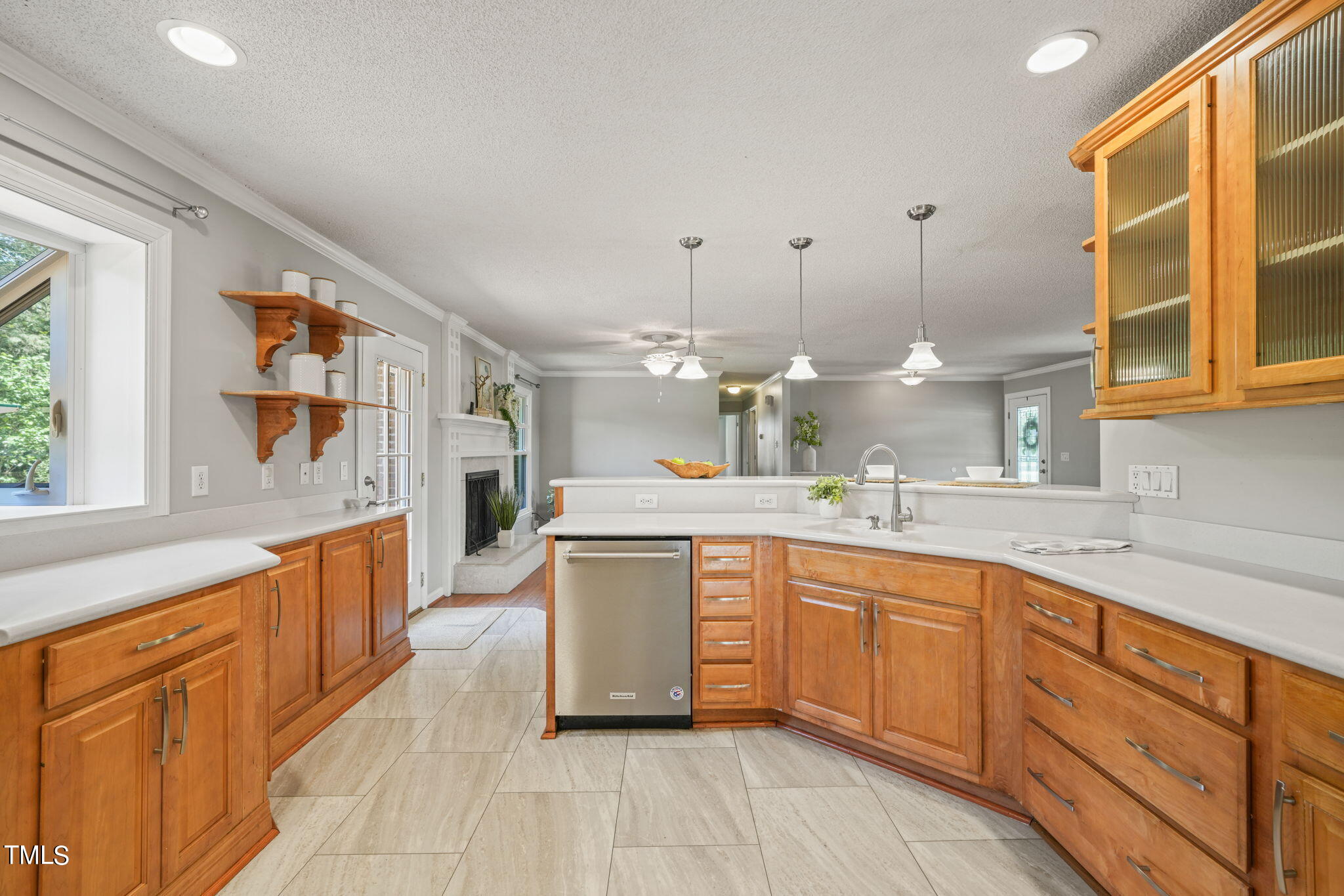 201 Southeast Maynard Road Cary, NC 27511 - Photo 15 of 51 30-web-or-mls-DSC06610