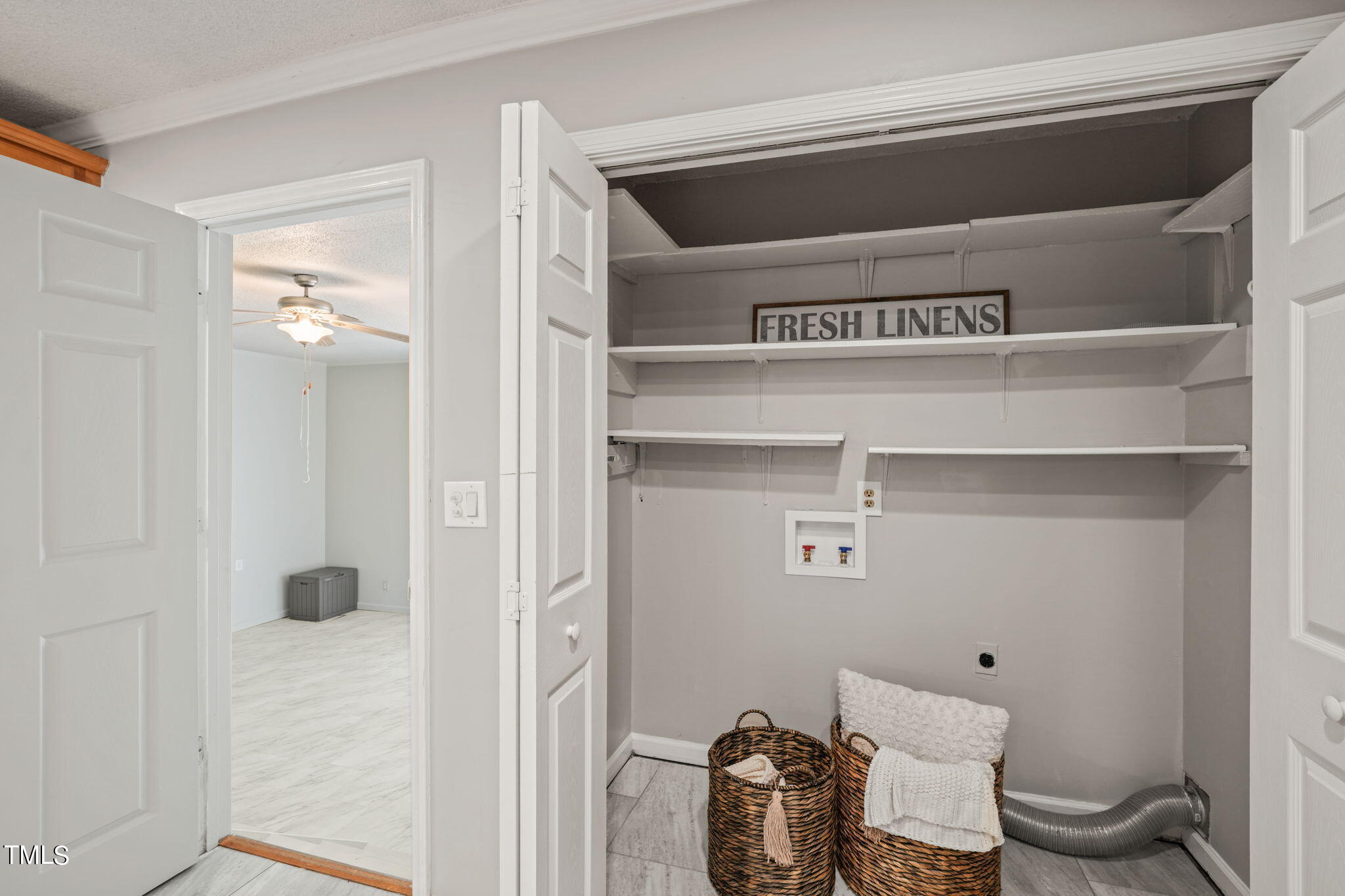 201 Southeast Maynard Road Cary, NC 27511 - Photo 20 of 51 35-web-or-mls-DSC06630