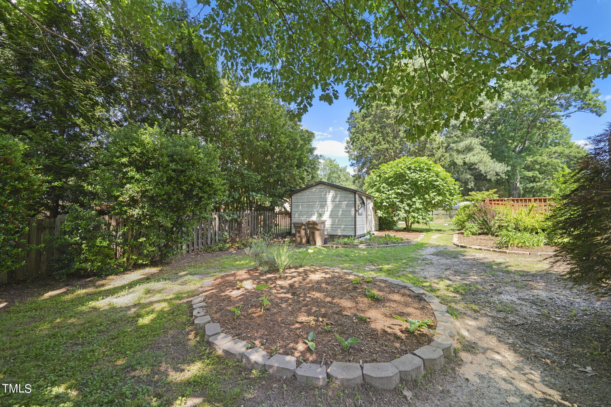 201 Southeast Maynard Road Cary, NC 27511 - Photo 45 of 51 25-web-or-mls-DSC06795