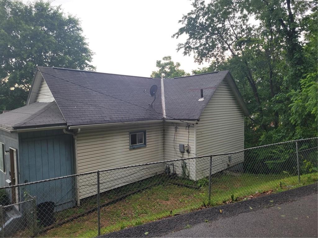 800 6th Street McKees Rocks, PA 15136 - Photo 2 of 23