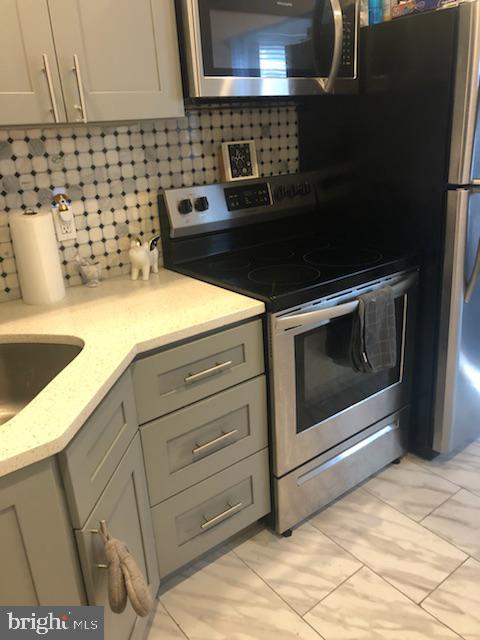 116 Grape Street Philadelphia, PA 19127 - Photo 3 of 8