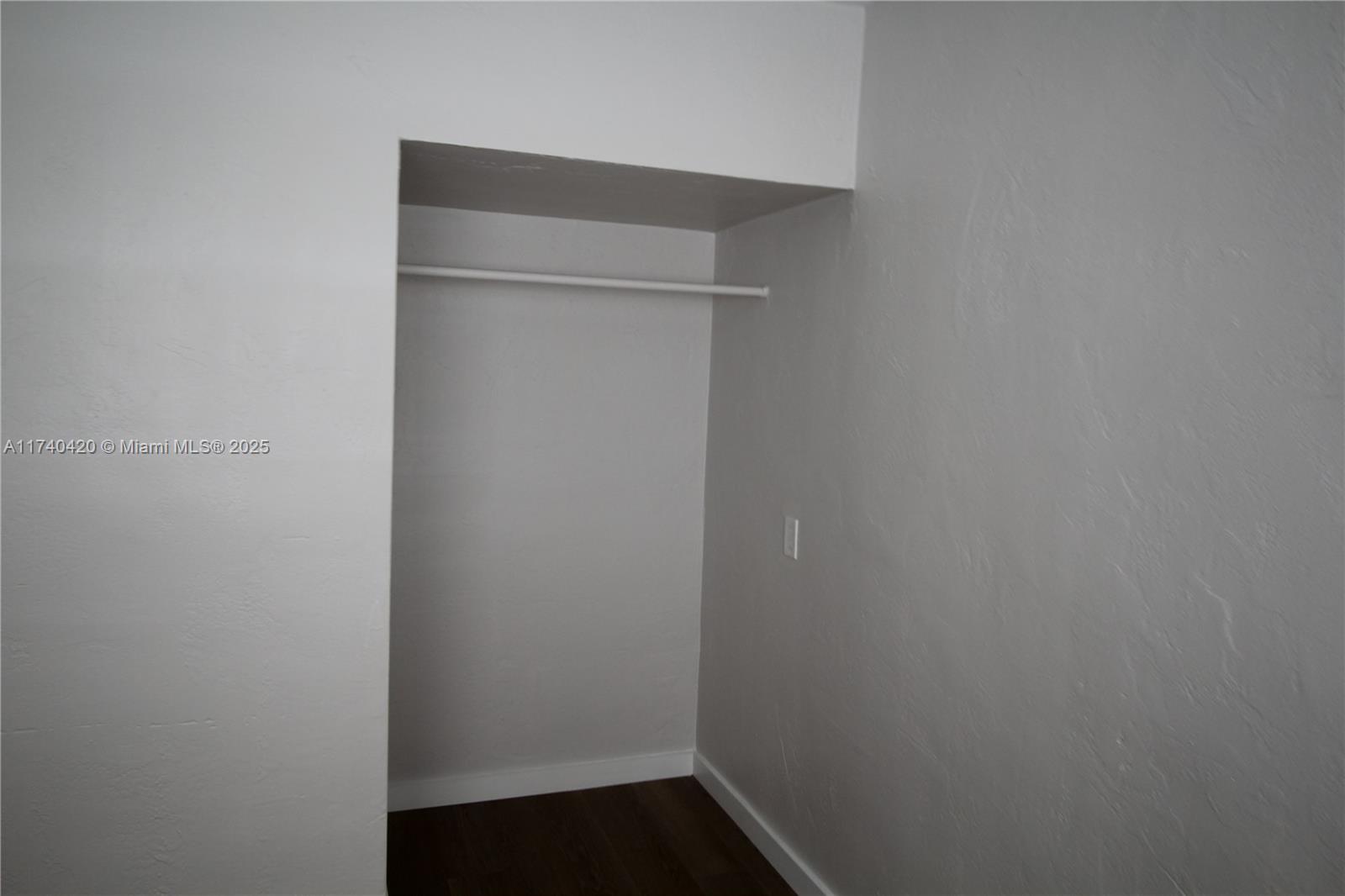 301 Sharar Avenue, Unit 4 Opa-Locka, FL 33054 - Photo 12 of 22