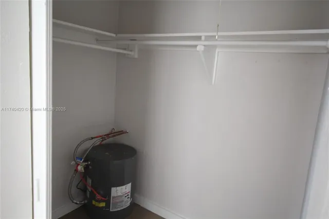 $1,450 | 301 Sharar Avenue, Unit 4, Opa-Locka, FL 33054