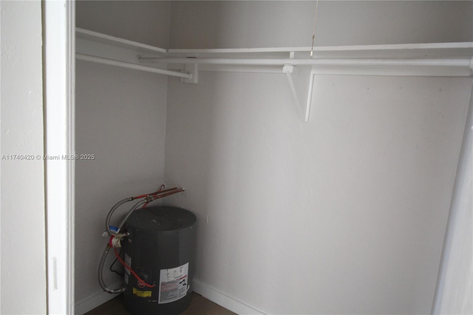 301 Sharar Avenue, Unit 4 Opa-Locka, FL 33054 - Photo 15 of 22