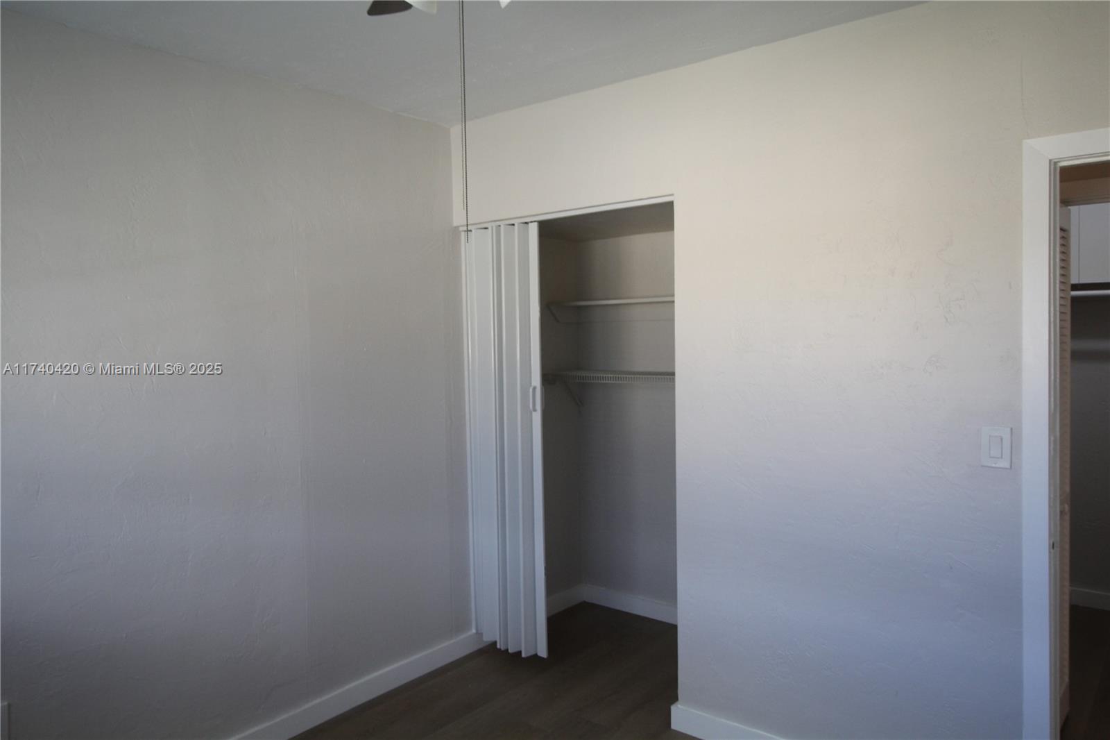 301 Sharar Avenue, Unit 4 Opa-Locka, FL 33054 - Photo 7 of 22