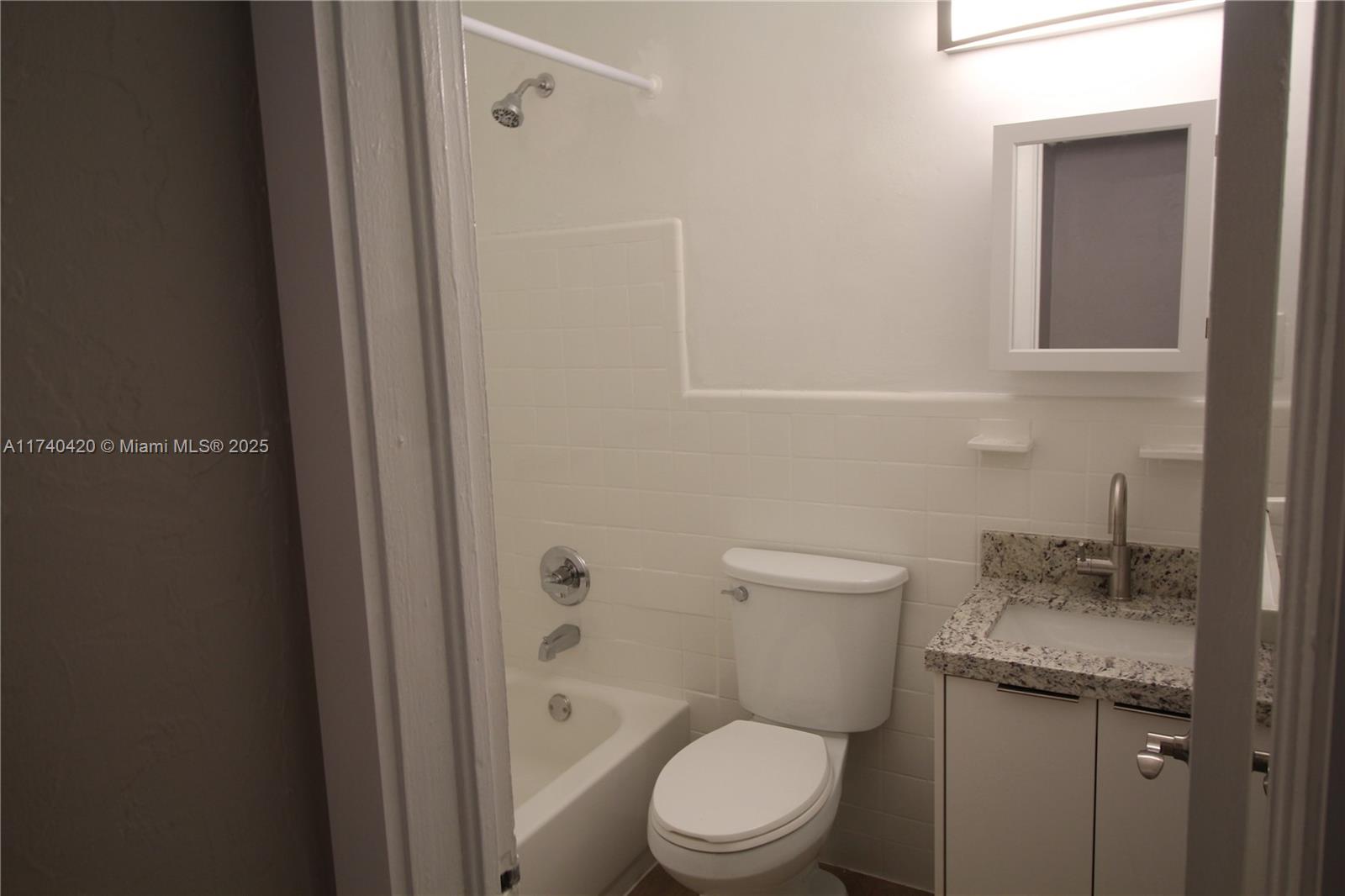 301 Sharar Avenue, Unit 4 Opa-Locka, FL 33054 - Photo 8 of 22