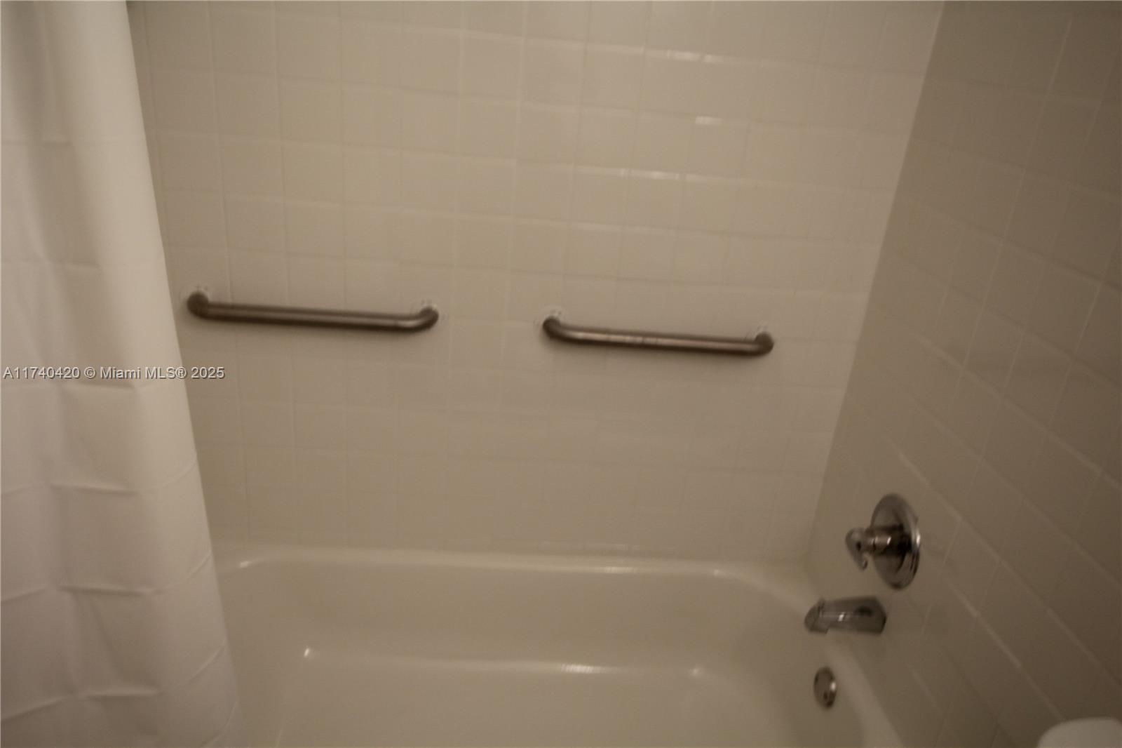 301 Sharar Avenue, Unit 4 Opa-Locka, FL 33054 - Photo 9 of 22