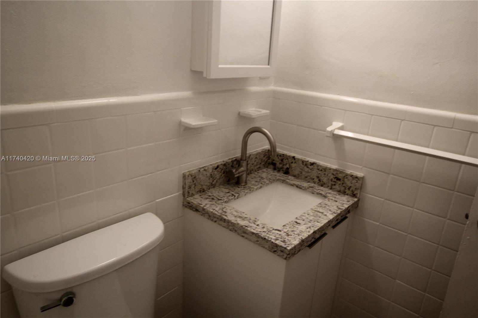 301 Sharar Avenue, Unit 4 Opa-Locka, FL 33054 - Photo 10 of 22