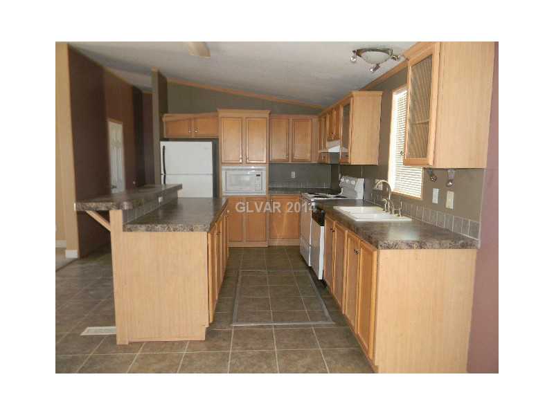 4781 West Rancho Road Pahrump, NV 89048 - Photo 4 of 17 Kitchen.