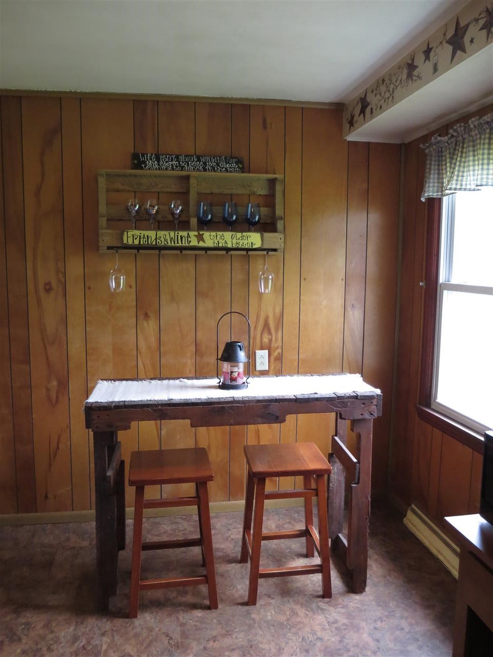 498 Overlea Road Bennington, VT 05201 - Photo 4 of 25