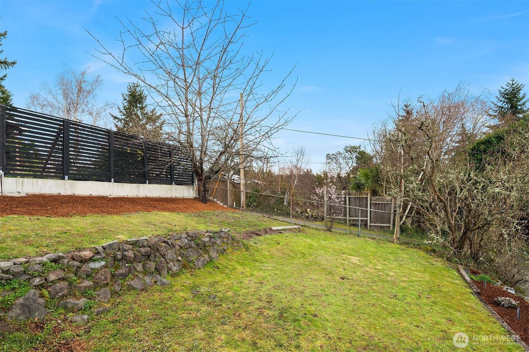 3514 Southwest 112th Street Seattle, WA 98146 - Photo 17 of 25