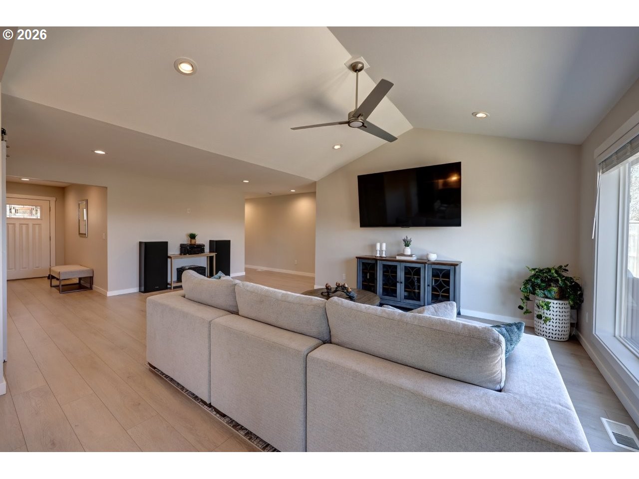 35692 Bella Rdg Loop Astoria, OR 97103 - Photo 14 of 42