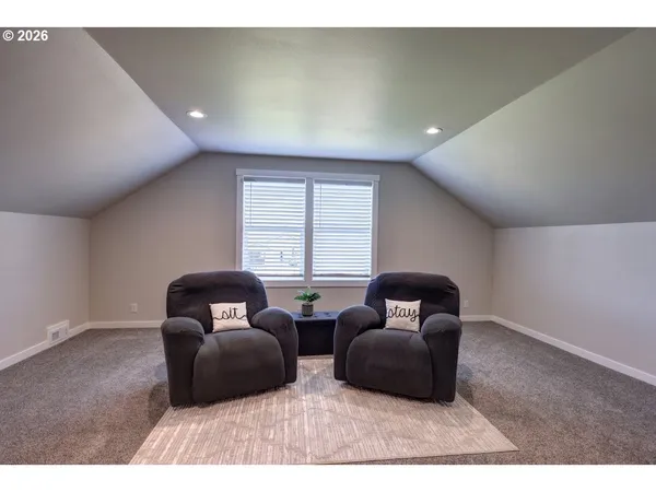$750,000 | 35692 Bella Rdg Loop, Astoria, OR 97103