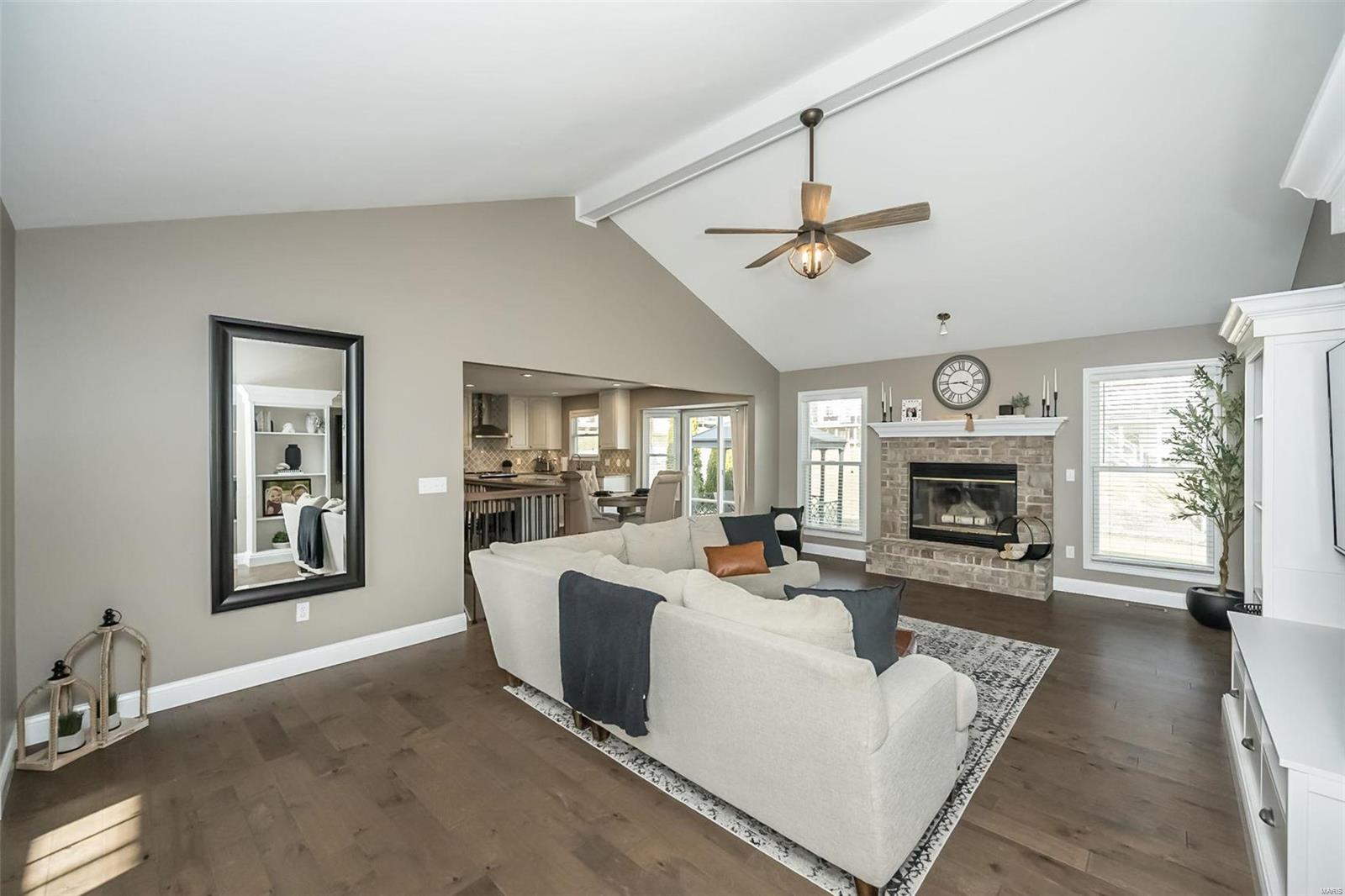 1271 Twinleaf Circle St. Peters, MO 63376 - Photo 7 of 44